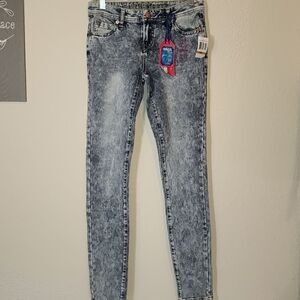 Wall Flower stonewash slim Jeans Color Tessa